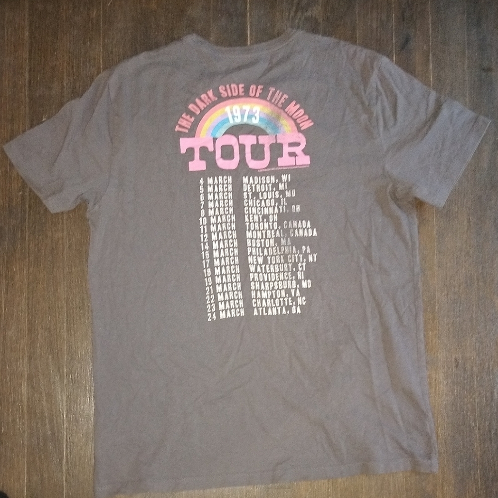 Gildan Graphic Tees - Black, Maroon, Gray - Picture 7 of 9